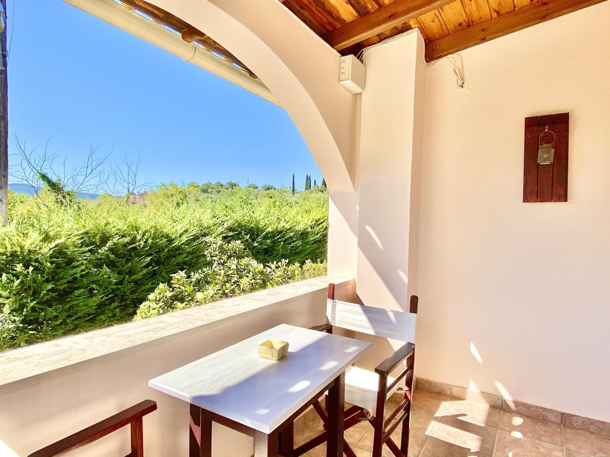Kostas Estate With Private Pool By Dadovillas Villa *