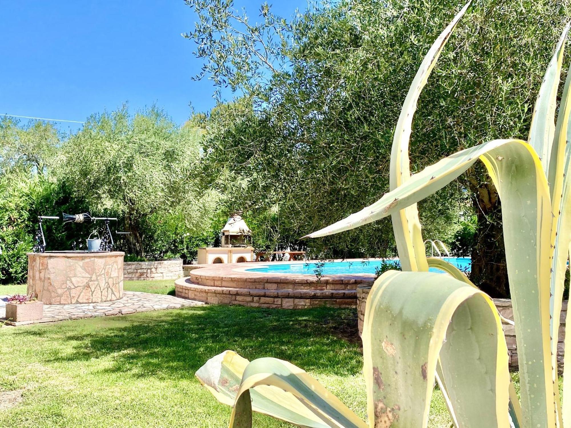 Kostas Estate With Private Pool By Dadovillas Villa *